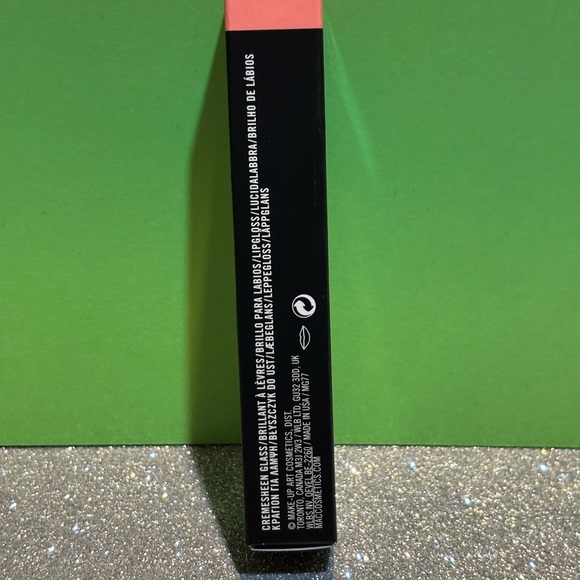 BNIB! MAC Cremesheen Glass in JUST SUPERB 201 
👄🤩💖 - Picture 8 of 8